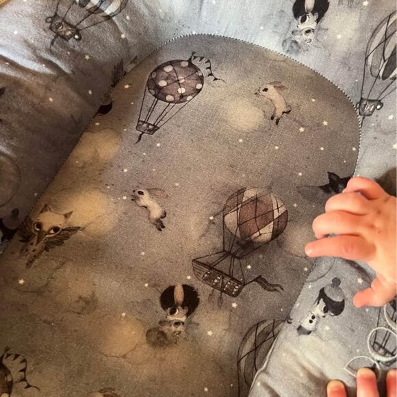 DockATot Deluxe+ Mrs. Mighetto - Picture 2 of 3